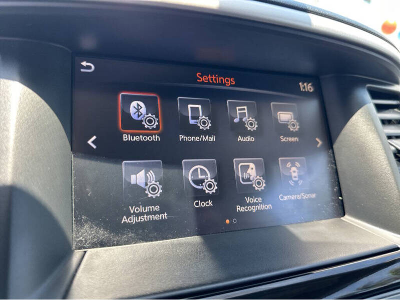 2020 Nissan Pathfinder SV