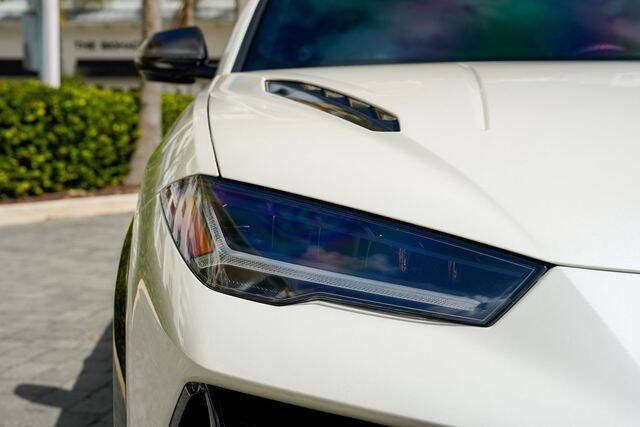 2023 Lamborghini Urus Performante