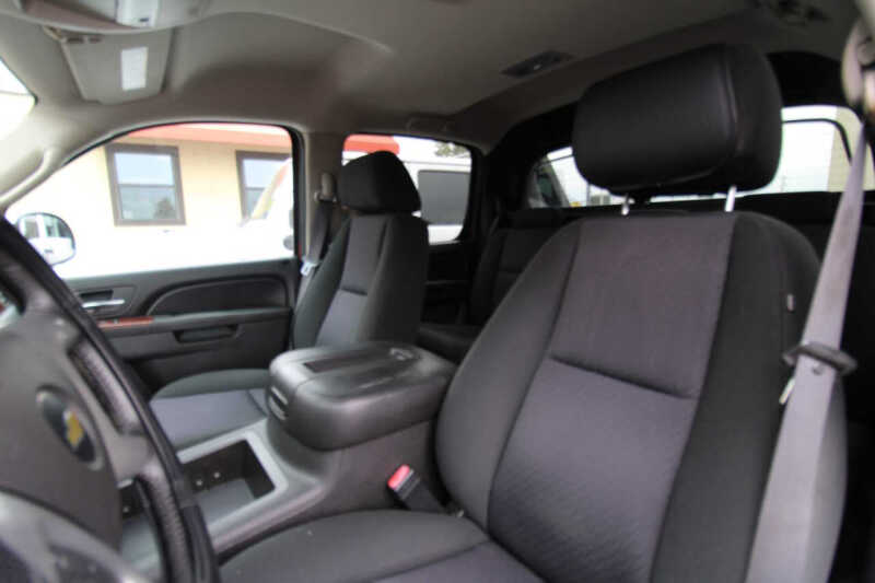 2012 Chevrolet Avalanche LS