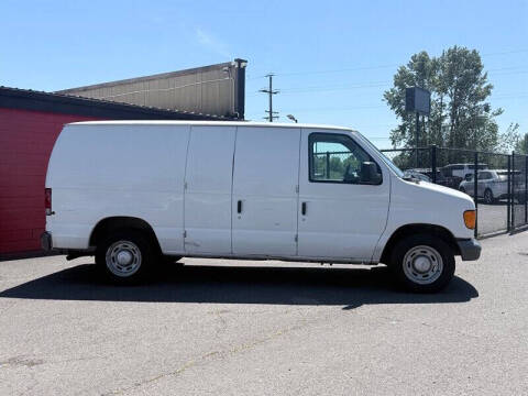 2004 Ford E-Series E-150