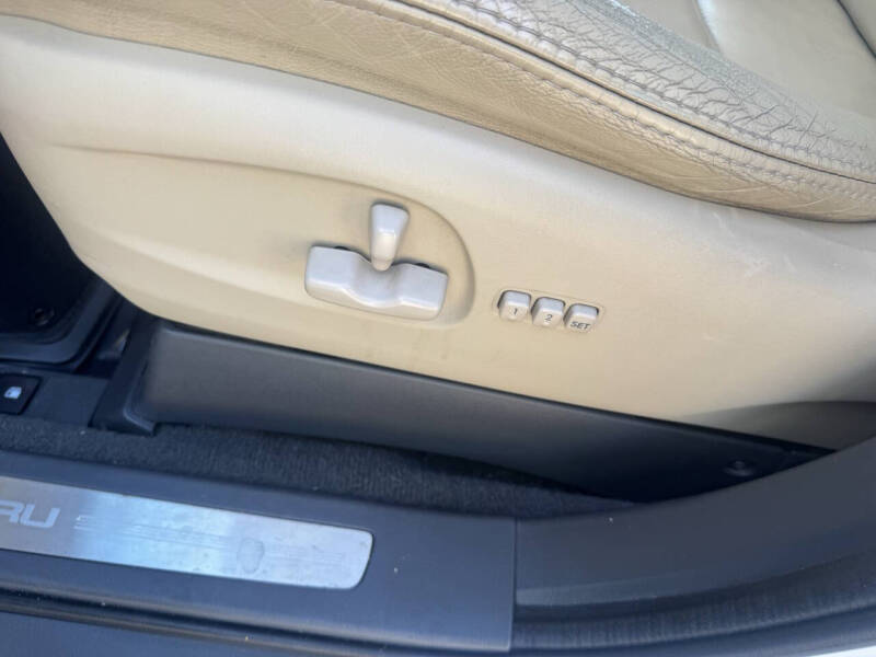 2008 Subaru Tribeca Ltd. 7-Pass.