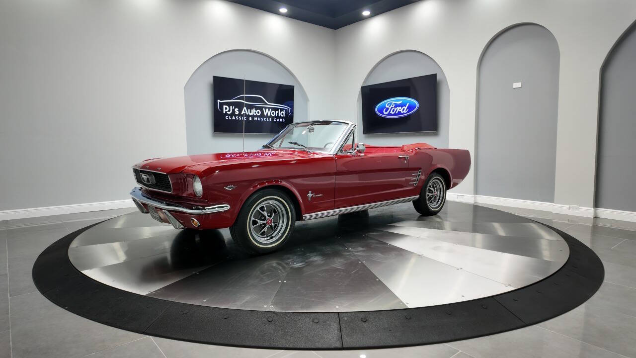 1966 Ford Mustang 1