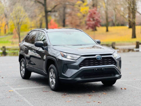 2023 Toyota RAV4 Hybrid LE