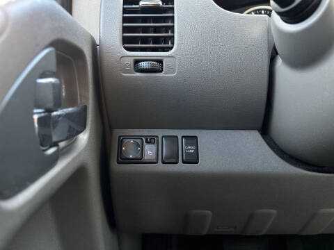 2011 Nissan Frontier SL