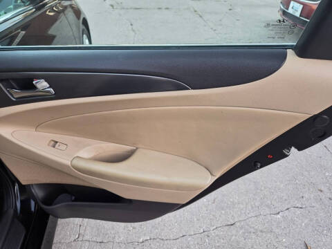 2011 Hyundai Sonata Hybrid