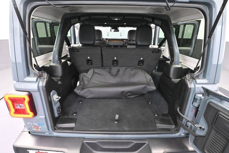 2024 Jeep Wrangler Sahara 4xe