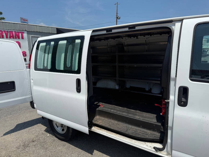 2021 Chevrolet Express 2500