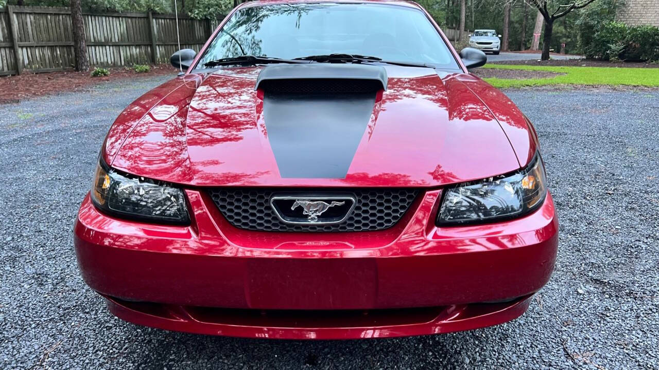 2004 Ford Mustang 14