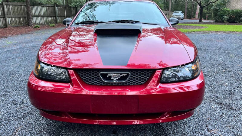 2004 Ford Mustang GT Deluxe