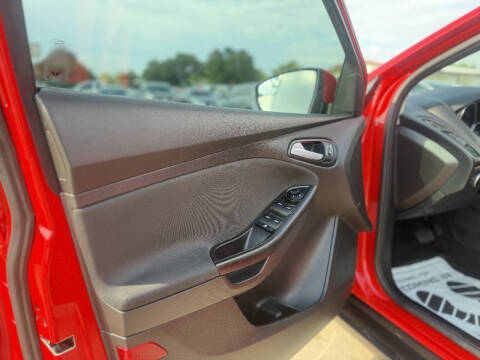 2017 Ford Focus SEL