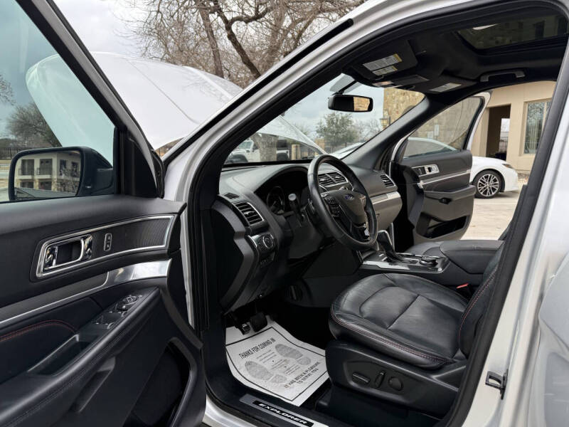 2019 Ford Explorer Sport