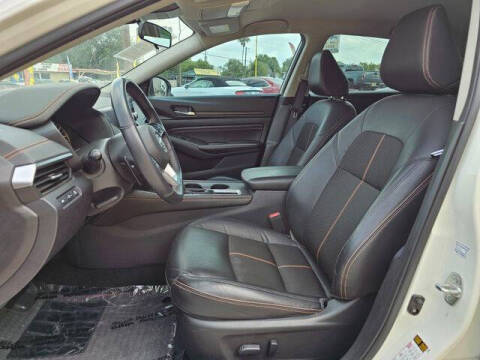 2021 Nissan Altima 2.5 SR