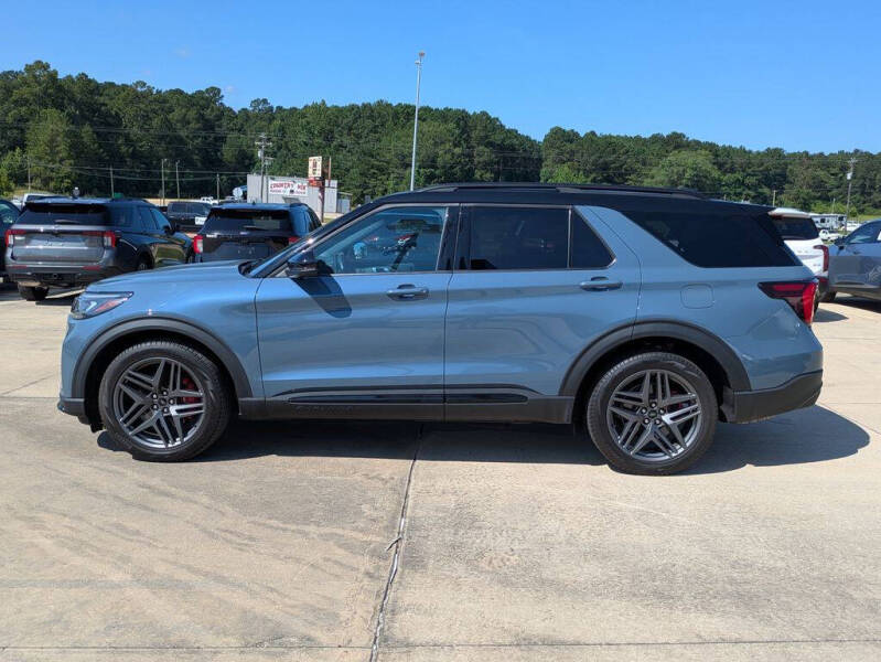 2025 Ford Explorer ST