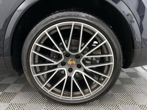 2022 Porsche Cayenne