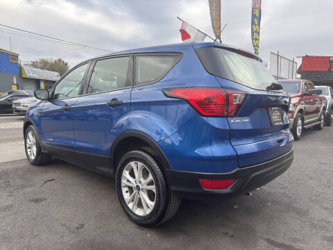 2019 Ford Escape S