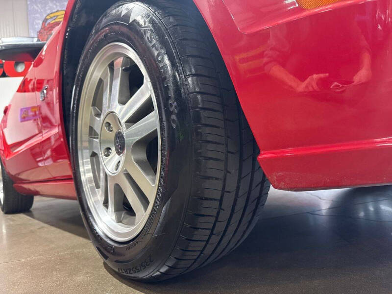 2005 Ford Mustang GT Premium