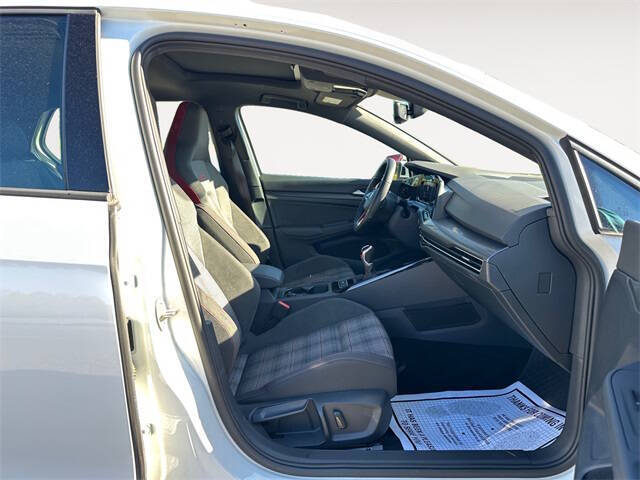 2023 Volkswagen Golf GTI SE