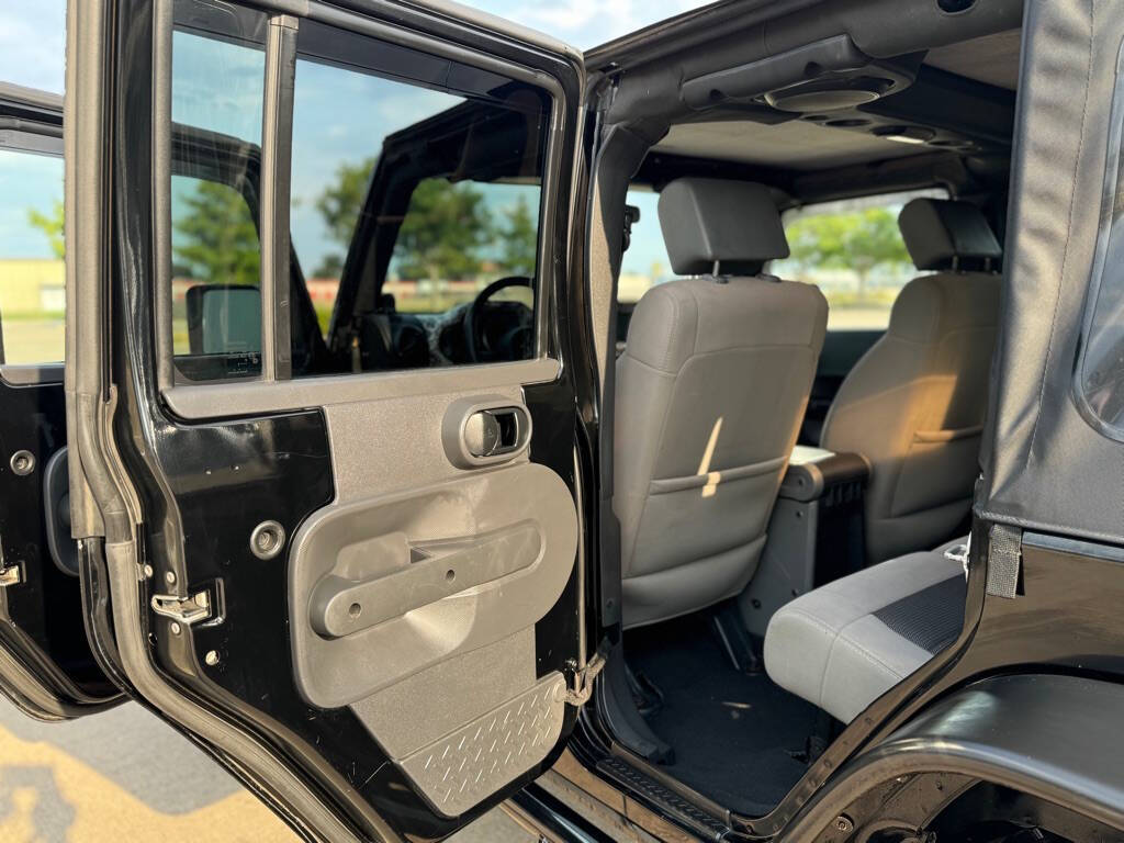 2010 Jeep Wrangler Unlimited for sale at Kanda Motors in Dallas, TX