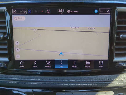 2024 Chrysler Pacifica Plug-In Hybrid Select