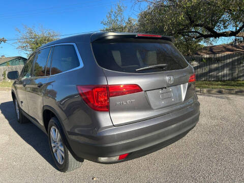 2016 Honda Pilot LX