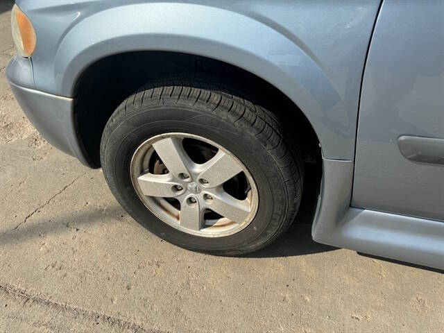 2005 Dodge Grand Caravan SE