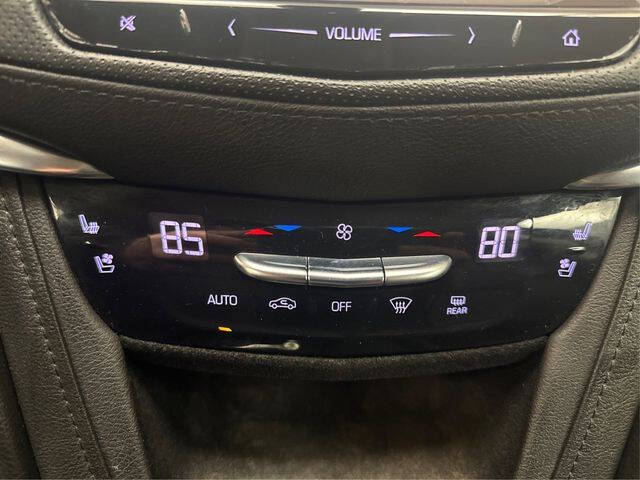 2018 Cadillac XT5 Premium Luxury