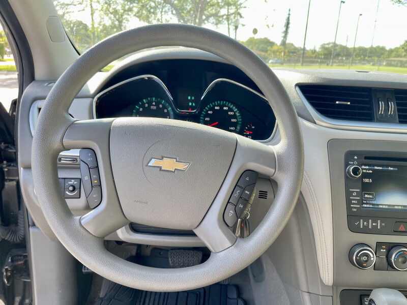 2016 Chevrolet Traverse SUV - $12,995