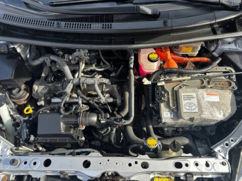 2014 Toyota Prius c Three