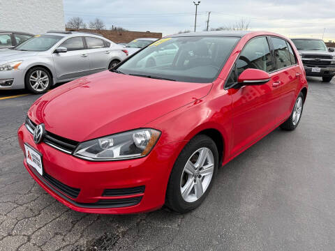 2017 Volkswagen Golf TSI Wolfsburg Edition