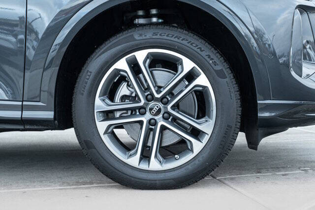 2025 Audi Q5 quattro Premium Plus TFSI