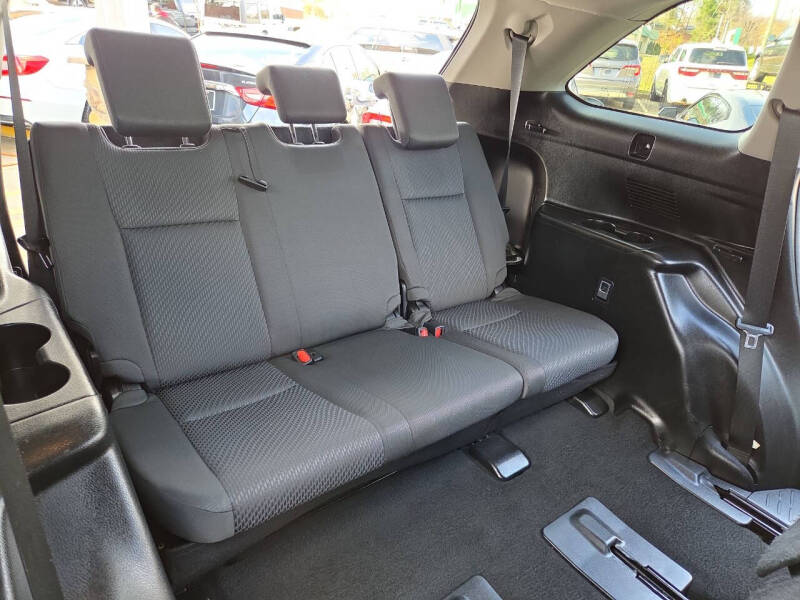 2017 Toyota Highlander LE