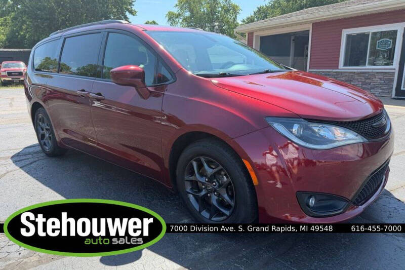 2018 Chrysler Pacifica Touring L Plus