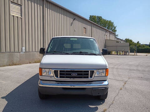 2003 Ford E-Series E-350 SD XLT