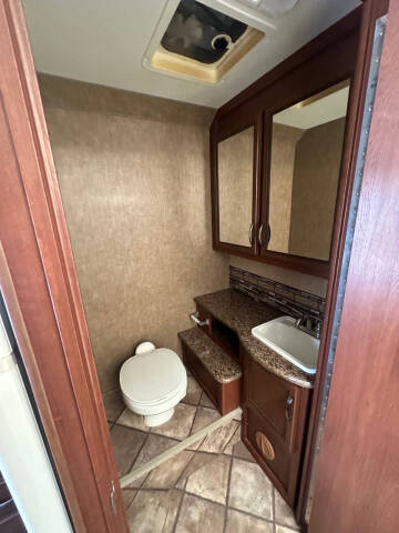 2014 Thor Motor Coach CHATEAU 31L