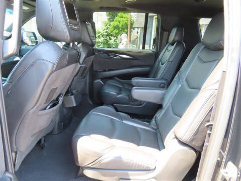 2019 Cadillac Escalade ESV Platinum