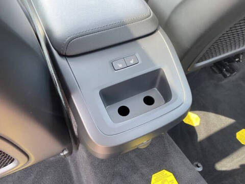 2024 Volvo S60 B5 Core Dark Theme