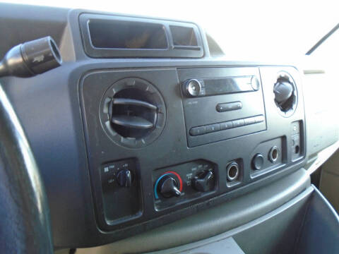 2013 Ford E-Series E-350 SD