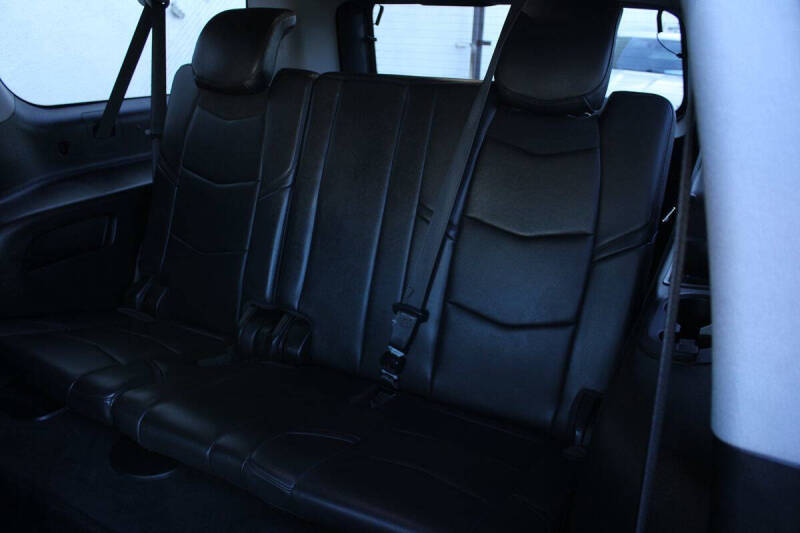 2018 Cadillac Escalade ESV Premium Luxury