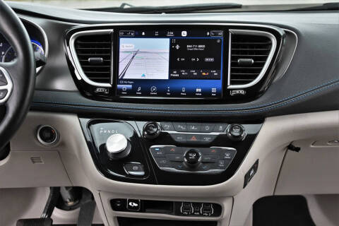 2021 Chrysler Pacifica Touring L