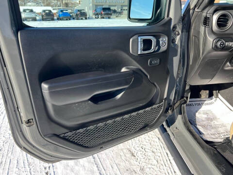 2021 Jeep Gladiator Sport