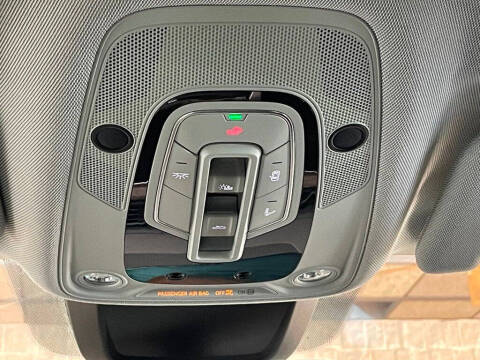 2019 Audi e-tron quattro Premium Plus