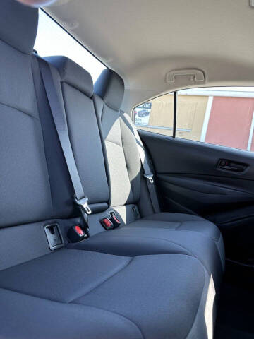 2025 Toyota Corolla LE