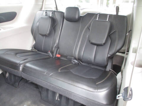 2020 Chrysler Voyager LXi