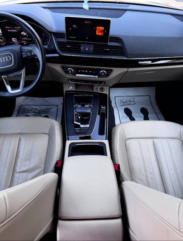 2018 Audi Q5 2.0T quattro Premium Plus