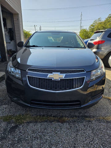 2013 Chevrolet Cruze for sale at Two Rivers Auto Sales Corp. in South Bend IN