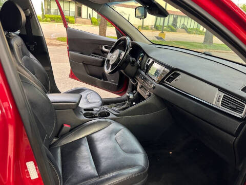 2017 Kia Niro Touring