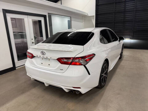 2019 Toyota Camry SE