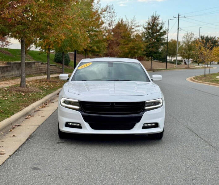 2018 Dodge Charger R/T's photo