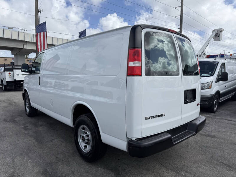 2020 GMC Savana 2500