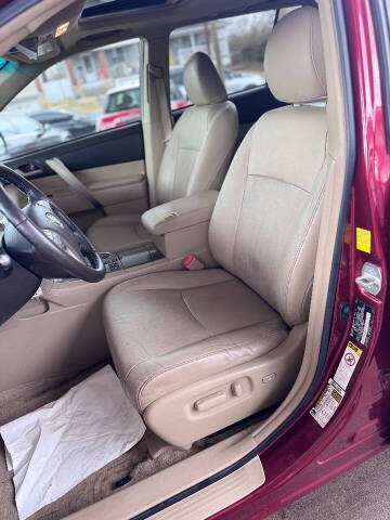 2010 Toyota Highlander SE